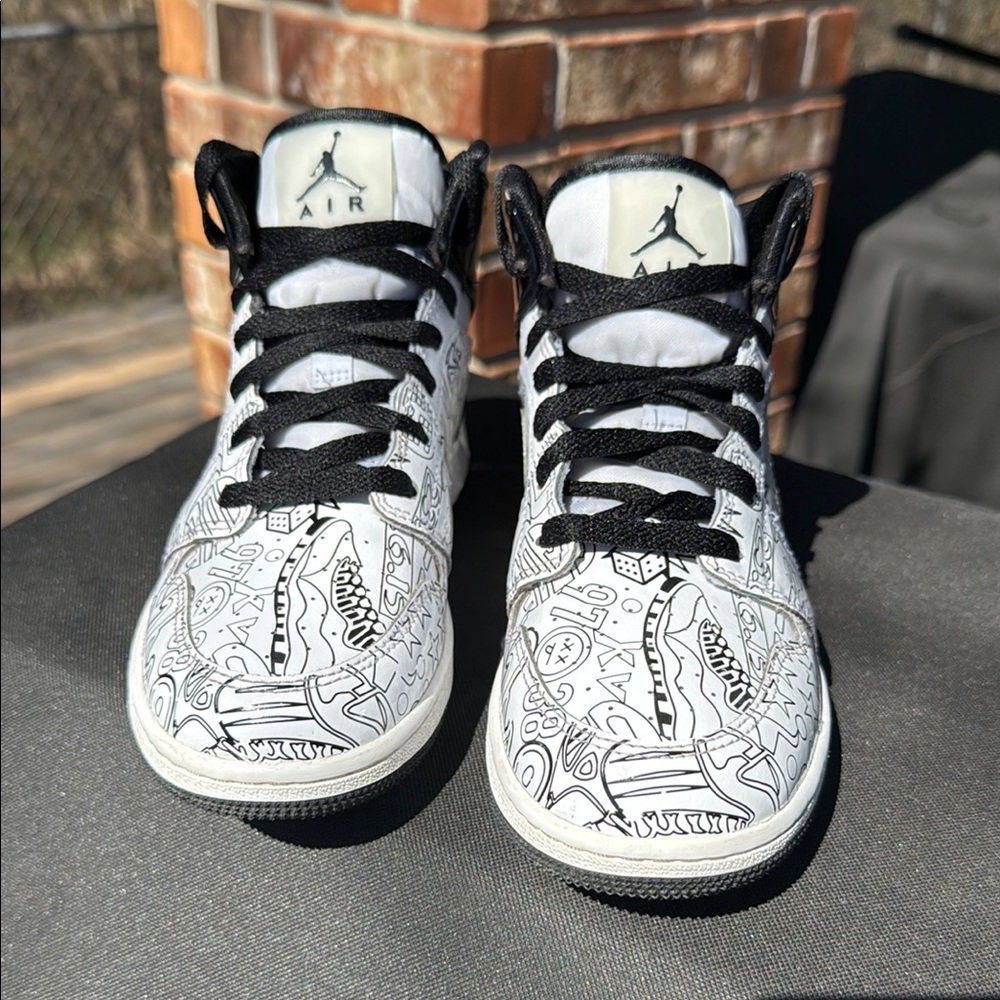 Jordan Kids Sneakers Black and White